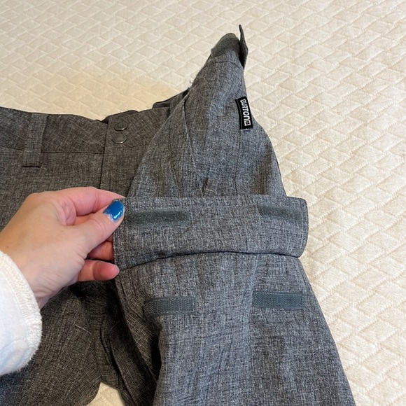 Burton snowpants, snowboarding/skiing, adjustable, zip pockets, grey, L (14-16) - Picture 6 of 16